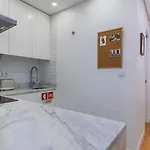 Modern In Bairro Alto By Lovelystay