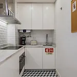 Modern In Bairro Alto By Lovelystay *