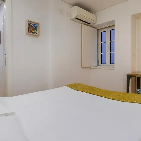 Modern In Bairro Alto By Lovelystay Apartment *