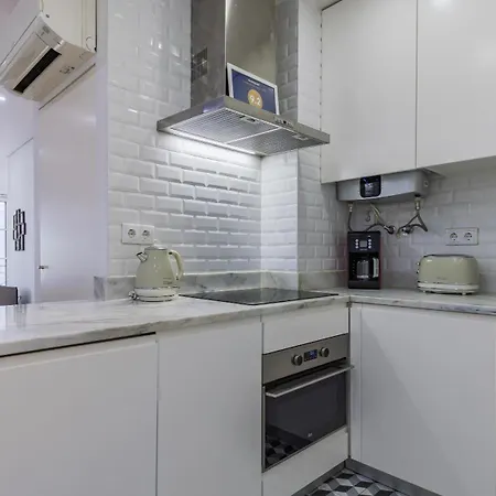 Modern In Bairro Alto By Lovelystay * Lisbon